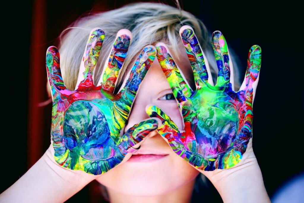 Sparking Creativity in Your Kids: A Parent’s Guide to Unlocking Imagination